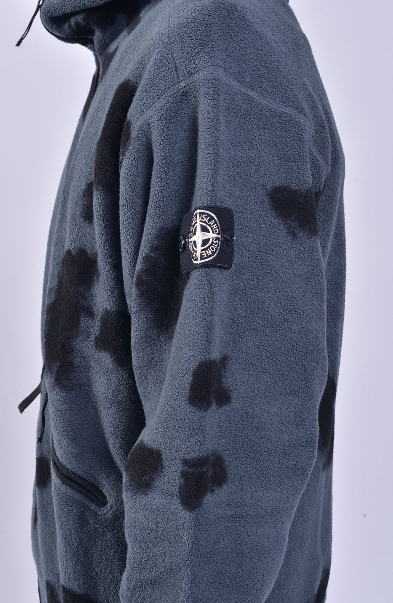 Stone island badge sleeve hotsell hooded sweatshirt